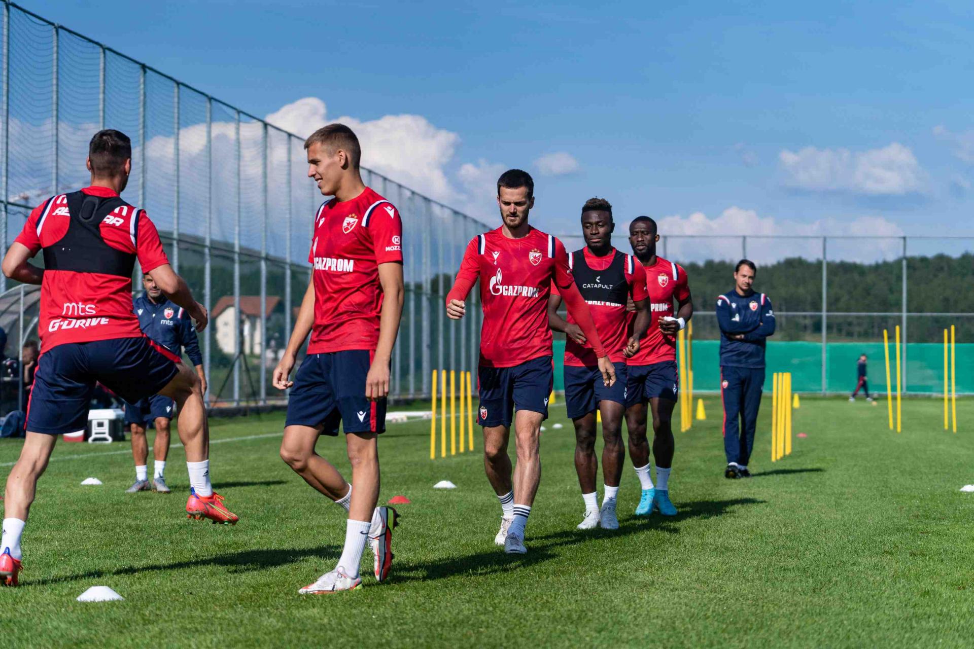 Хотел Палисад | Fudbalski tereni Palisad-gallery-0